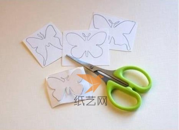 Romantic Paper Cut Butterfly Valentine’s Day Candle Holder Making Tutorial