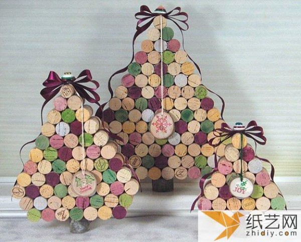 Turn waste into treasure with Christmas tree decorations made from cork