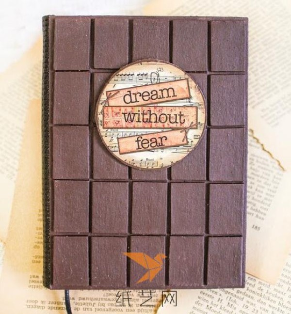 Tutorial on making a chocolate notebook cover for foodies