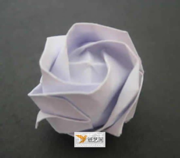 Super detailed illustration of how to fold handmade roses