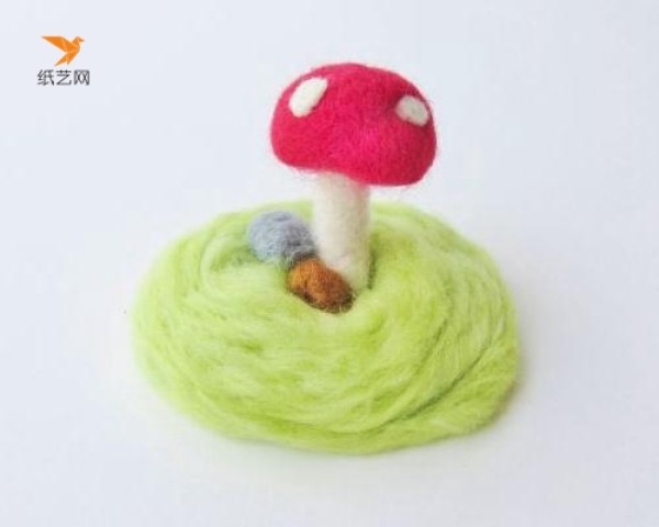 Tutorial on how to make cute little wool felt mushrooms