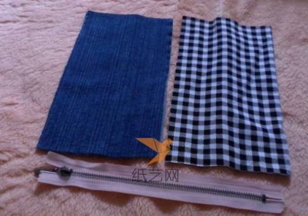 Tutorial on how to make a beautiful pencil case from old jeans