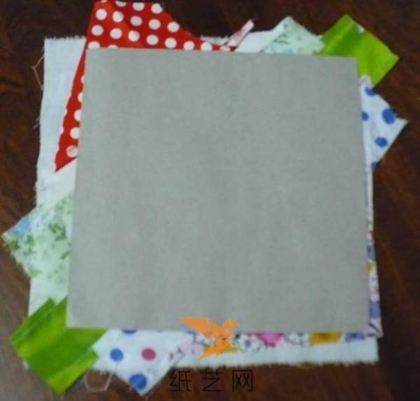 Tutorial on how to make a classic rag parquet fabric cushion and rug as a Mothers Day gift