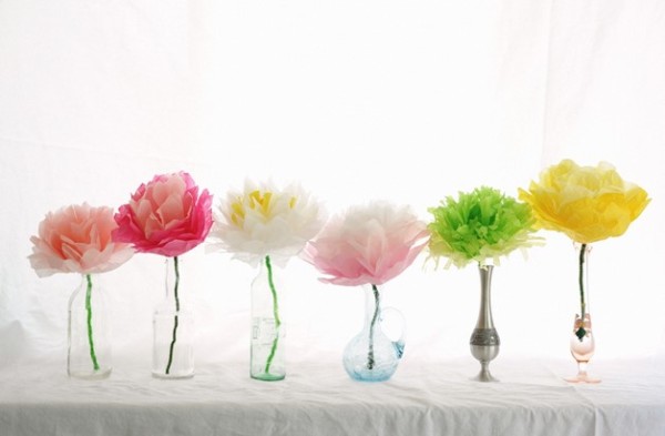 Use tissue paper to make exquisite decorative paper flowers [Tutorial]