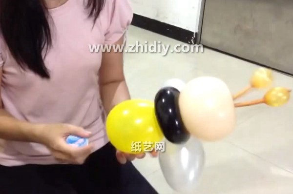 Cute little bee magic balloon shape DIY tutorial