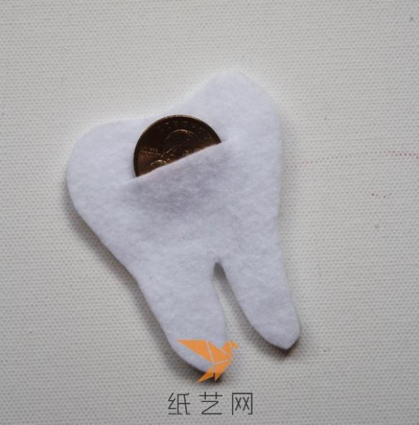 Tutorial on how to make a cute tooth coin purse