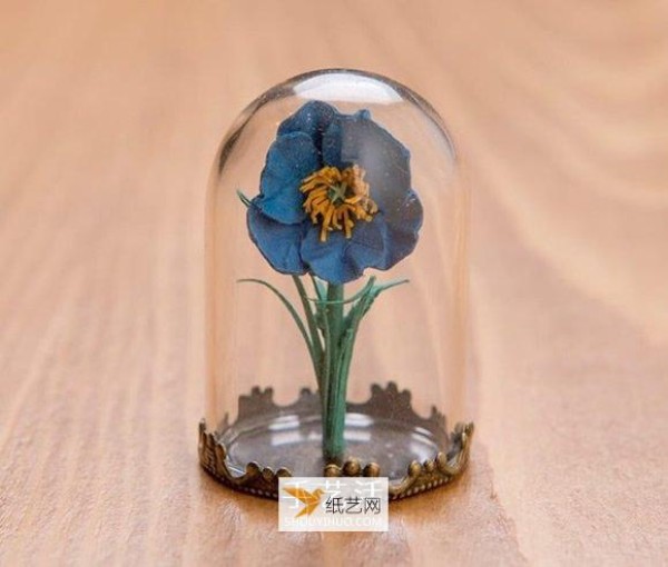 Realistic paper-carved glass potted plants in the mini world