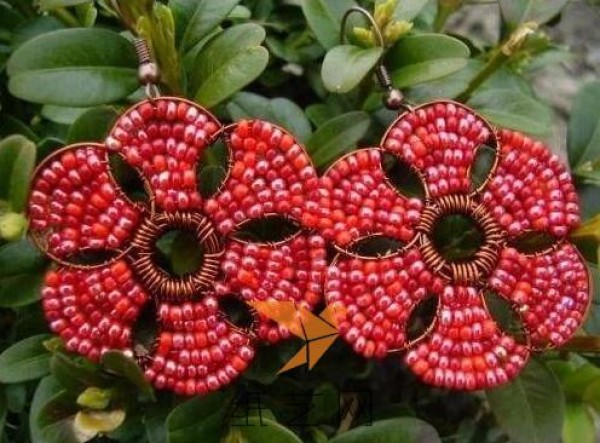 Tutorial on how to make large flower beaded earrings