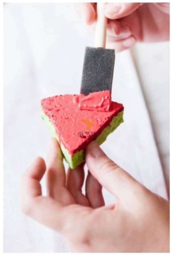 Turn waste into treasure. Make fresh watermelon stamps from unused facial cleansing powder puffs.