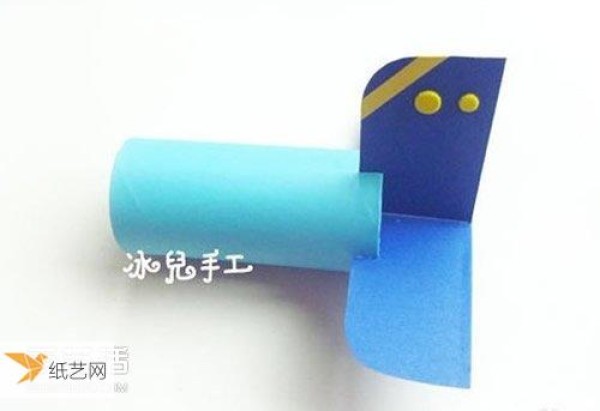 The process of making a simple airplane model using toilet paper tubes