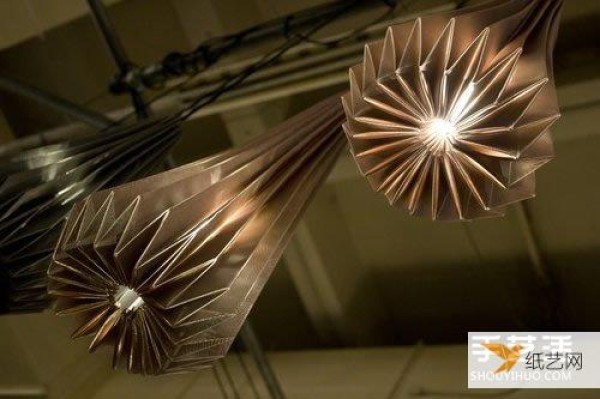 New London Origami Queen creates state-of-the-art three-dimensional lamps and furniture