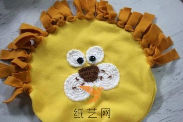 Cute little lion pillow making tutorial