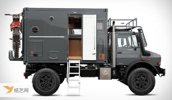 Dutch Bliss Mobil military-grade container camper design ideas