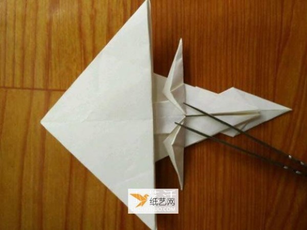 How to make a complicated rabbit using origami