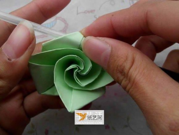 How to fold a beautiful diamond rose