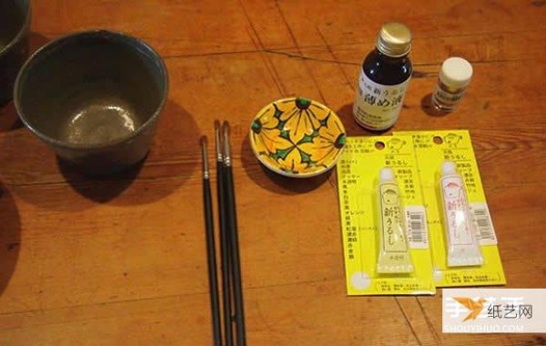 Using broken ceramic renovation and repair technology to reproduce the traditional handicraft Japanese Kintsugi