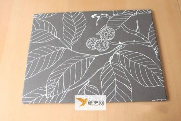 Illustration of the steps for making simple non-woven decorative paintings