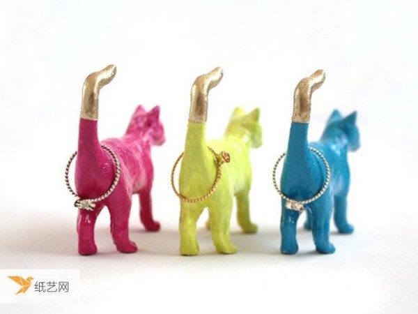 14 small productions of personalized plastic dolls transformed from plastic animal toys