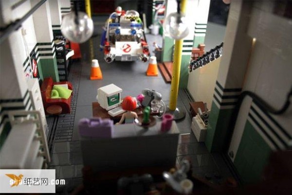 A very realistic model of the Ghostbusters headquarters built by Lego Gundam