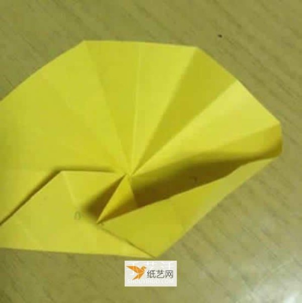 Detailed explanation of the steps of sunflower origami