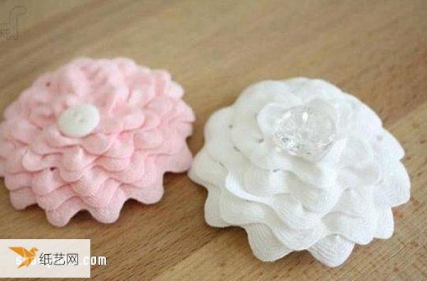 How to make peony head flowers by hand using non-woven fabric and lace