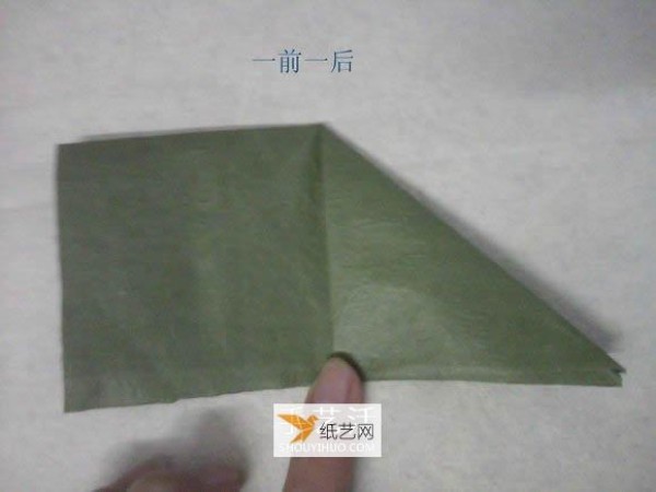 Illustration of steps to fold a 25-petal rose using hand-kneaded paper