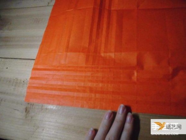 I was dumbfounded after reading the step-by-step pictures of Gu Fan Yuanyings creative origami painting.