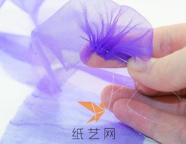 Beautiful ribbon flower hair tie making tutorial