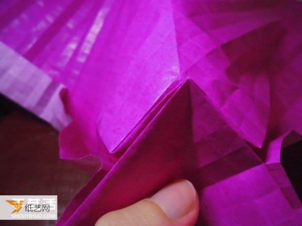 Very creative step-by-step illustration of Dielianhua heart origami