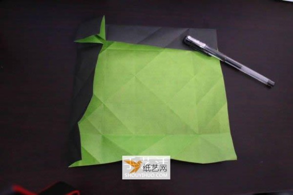 How to fold the Nike logo using origami