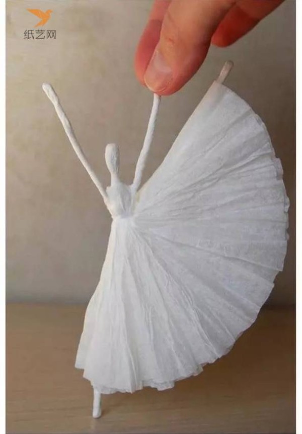 Paper Craft Tutorial Paper Craft Tutorial of a Dancing Girl Made from Wire and Tissue Paper