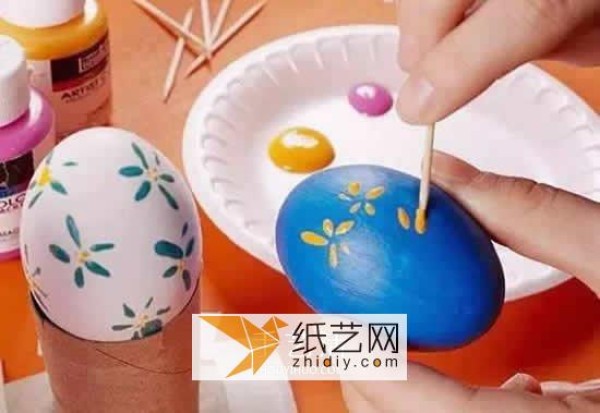 How to make Halloween hand-painted eggs and illustrations