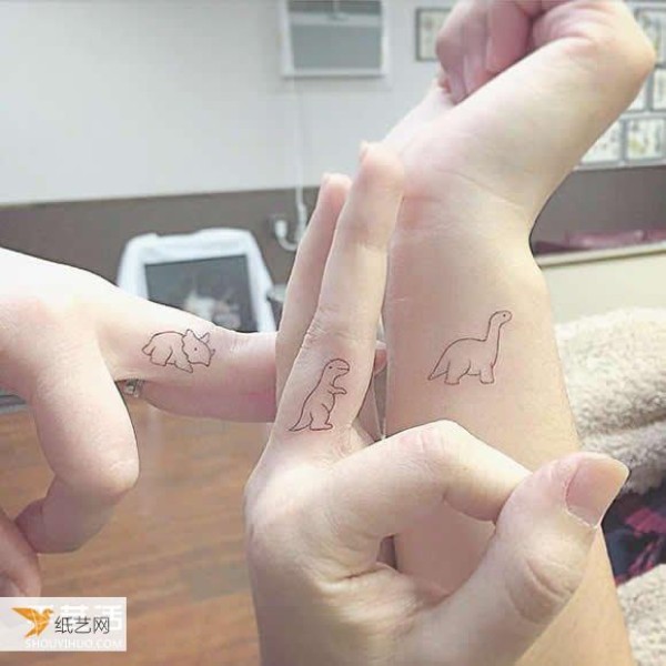 Specially creative tattoo design inspiration to make you and your best friend last forever