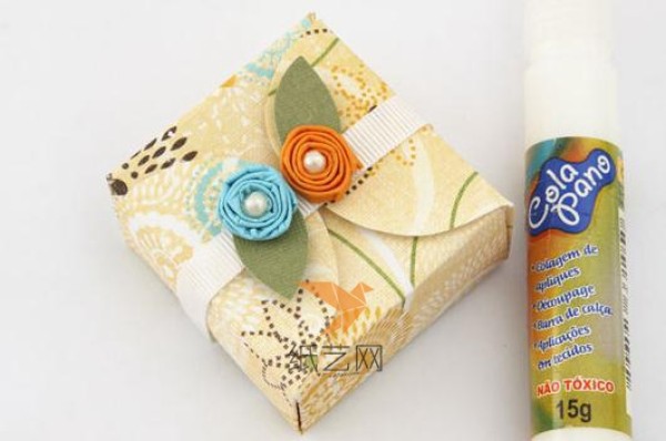 Small and cute gift packaging tutorial