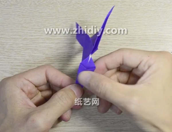 The latest deformed origami paper crane folding tutorial