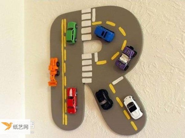 Make a car model into a Children’s Day gift decoration