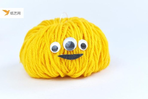 3 types of tutorials are waiting for you to choose! Those cute little knick-knacks made of yarn!