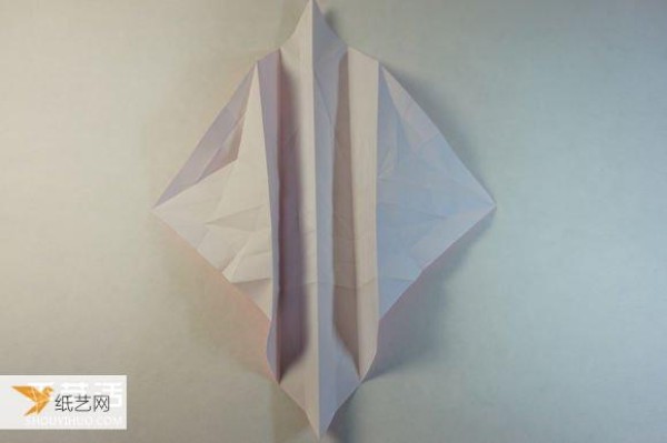 Illustrated step-by-step tutorial for girls using origami to fold something that looks complicated