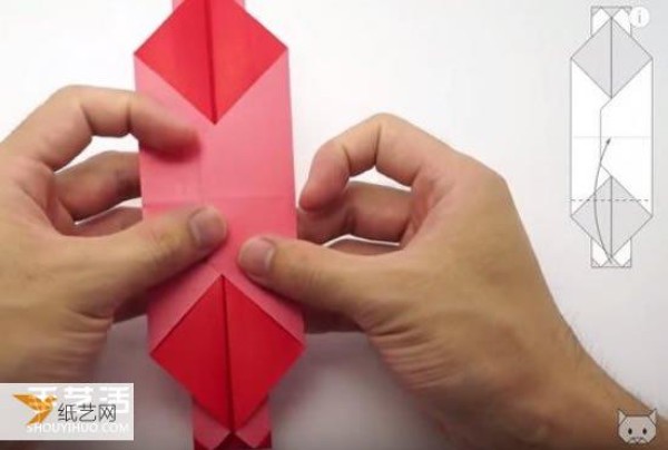 Illustration of how to fold a love letter on heart-shaped stationery with a loving heart