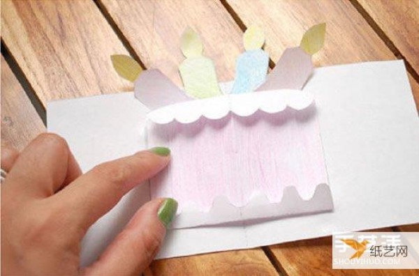 Detailed step-by-step tutorial on making three-dimensional birthday cards