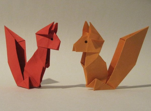 Origami video tutorial for simple origami squirrel