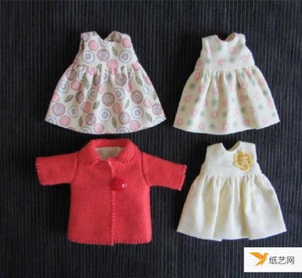 Mini doll clothing handmade tutorial illustration