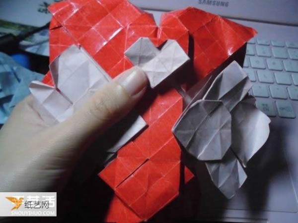 Super complicated kissing fish heart origami illustration process