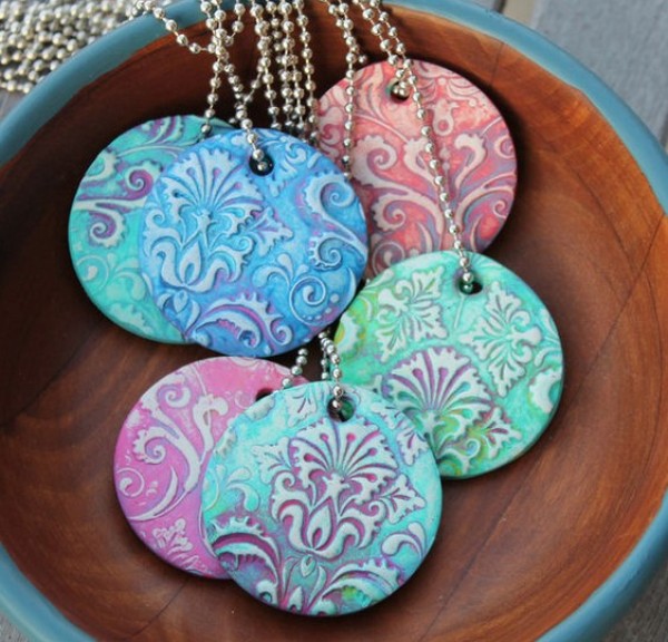 Tutorial on how to make handmade soft clay retro-style pendants for New Year gifts