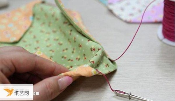 Tutorial on how to make handmade fabric cherry blossom bags