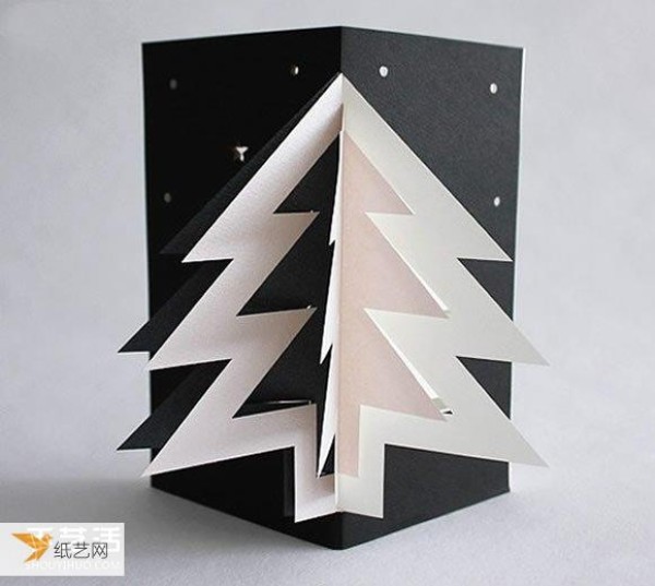 Here I want to share with you a tutorial on making handmade three-dimensional Christmas tree greeting cards.