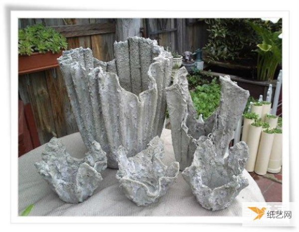 Tutorial on making cement towel flower pots using old towel waste