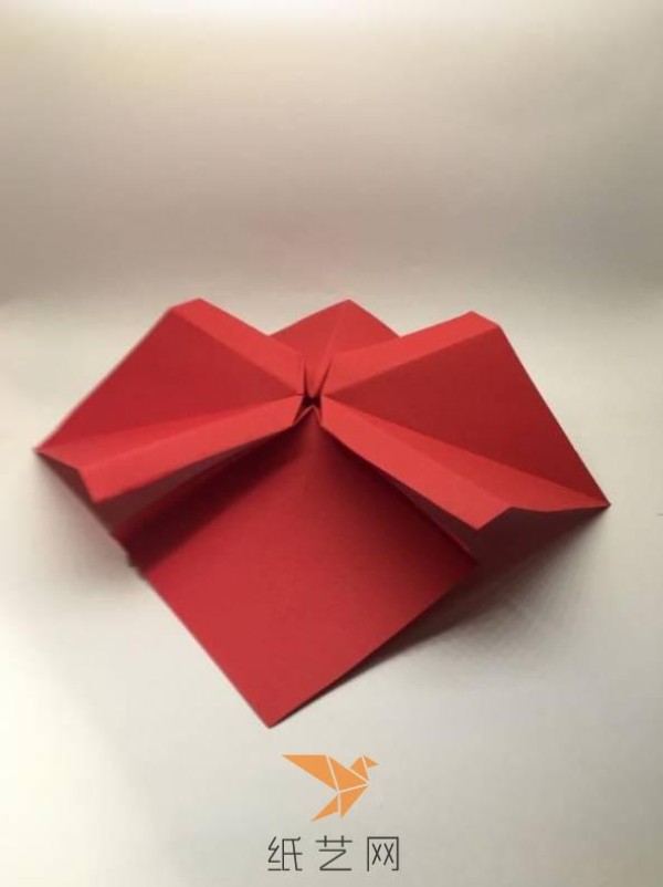 How to make an origami bow from a piece of paper