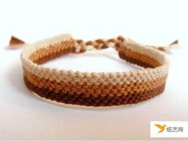 Illustration of how to weave a mature and stable style bracelet using ten strands of rope