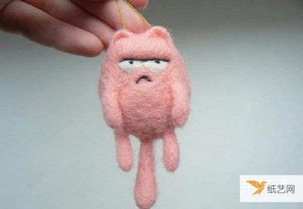 Picture sharing of the funniest wool felt cat creations in history